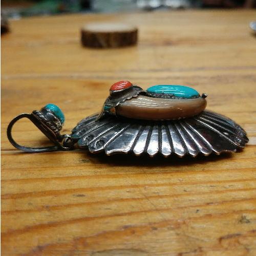 ベアクロウペンダント 熊爪トップ ターコイズ&Silver925ハンドメイド/インディアン/ナバホ /ターコイズ　ペンダント/インディアン/ペンダント/インディア… |  | 03