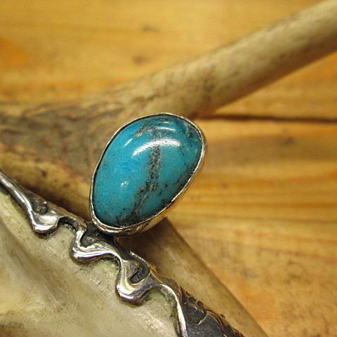 ターコイズペンダントターコイズ トップ 謎の顎 猫科?  ハンドメイド/インディアン/ナバホ /ターコイズ　ペンダント/インディアン/ペンダント/インディアンジ… |  | 01