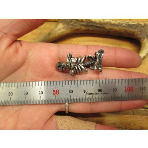 スカル 骸骨 ドクロ 抱っこちゃん Silver925 面白個性的 結構リアル/いや本物見たことあるわけではないけれど… |  | 02