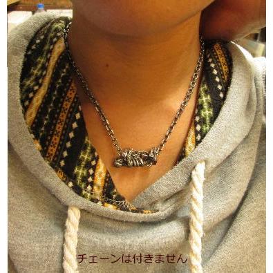 スカル 骸骨 ドクロ 抱っこちゃん Silver925 面白個性的 結構リアル/いや本物見たことあるわけではないけれど… |  | 03