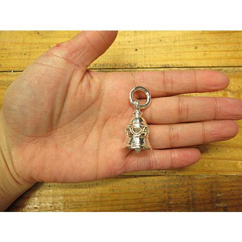 シルバーベル ベル 鐘 ペンダント Silver925 カラー選べる革紐付き 燻しありなし トップ　男女兼用　ギフト　プレゼント　クリスマス |  | 01