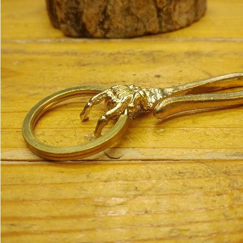 キーフック 真鍮製(無垢) スカルハンド 骸骨 キーホルダー バイカー必見/コーティングではありません |  | 01