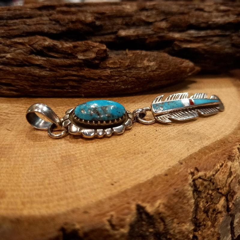 ペンダント【Silver925&ターコイズ】パイライト入り フェザー  