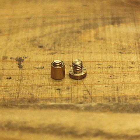 真鍮 パーツ シカゴスクリュー(真鍮)5ｍｍネジ 1袋10組入り  コンチョ 材料/ジャンパーホック対応/レザークラフト/彫金 |  | 01