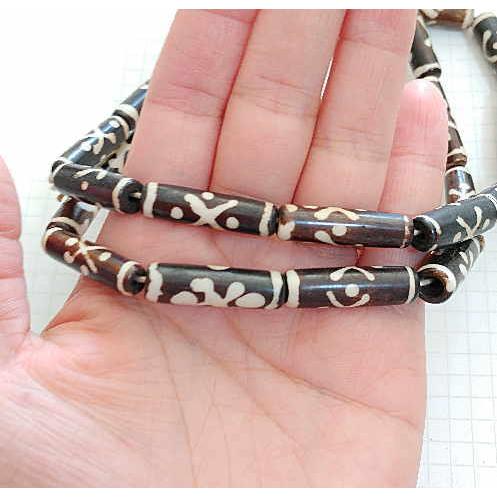 BB-6 ボーンビーズ 骨 長いタイプ メール便OK 1連売り 1連1000円(税別) 焦げ茶色染め ブラウン パーツ アクセサリー ビーズ クラフト |  | 02