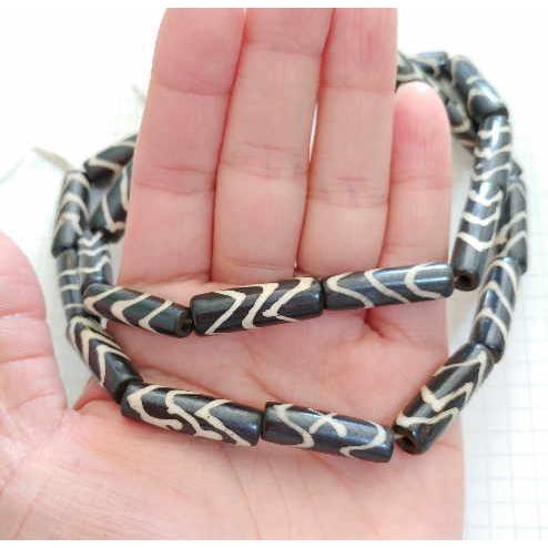 BB-8 ボーンビーズ 骨 長いタイプ メール便OK 1連売り 1連1000円(税別) 焦げ茶色染め ブラウン パーツ アクセサリー ビーズ クラフト |  | 02