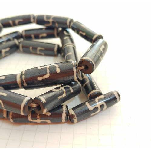 BB-9 ボーンビーズ 骨 長いタイプ1連売り 1連1000円(税別) 卍 焦げ茶色染め ブラウン パーツ アクセサリー ビーズ クラフト |  | 01