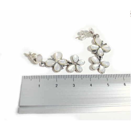 p-5　蝶々*バタフライ*ピアスSilver925 ペア売り ホワイト シェル カジュアル インディアン エスニック ボヘミアン好きな方へ メンズ レディース ギフト プレ… |  | 03