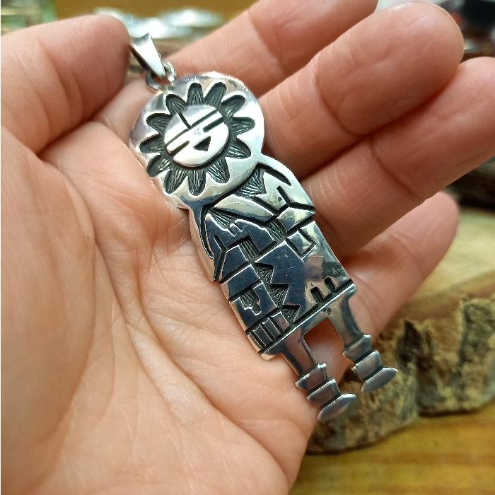 rym-22 オーバーレイペンダント 一点物 カチナドール サンフェイス ネックレス ハンドメイド アクセサリー 男女兼用 ゲテモノ インディアンジュエリー |  | 04