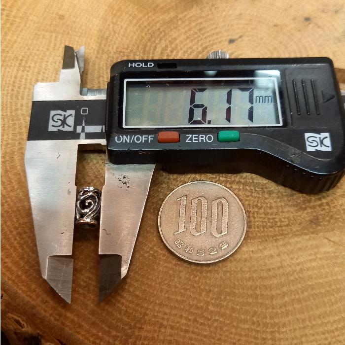 rym-47 シルバービーズ Silver925 唐草＊透かし彫り 1個からご購入OK パイプ シルバー製 材料 クラフト アクセサリー |  | 07