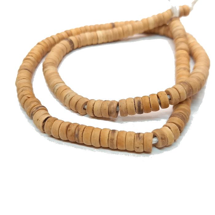 rym-49 ココナツビーズ ベージュ タイヤ型１連から購入OK アクセサリー材料 クラフト ハンドメイド |  | 01