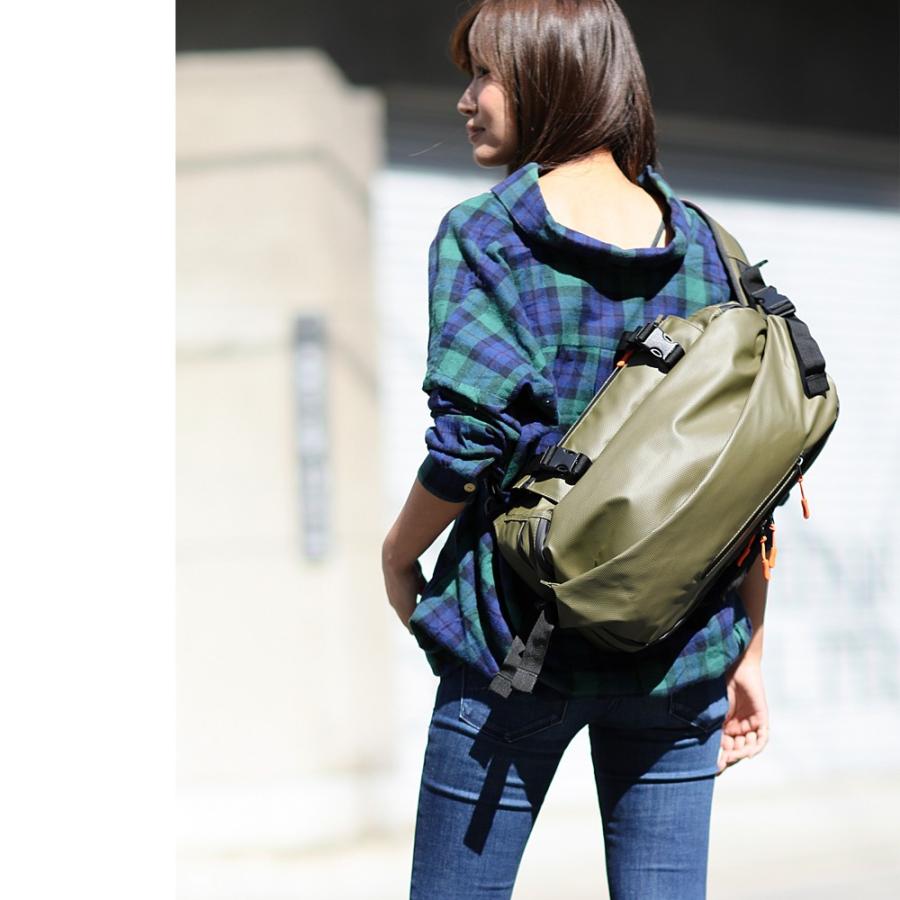 ボディバッグ レディース メンズ ボストンバッグ ショルダーバッグ 2way 大きめ ブランド ナイロン 容量 鞄 ワンショルダー Device 通学 斜め掛け 新生活 Dbn Crosscharm 通販 Yahoo ショッピング