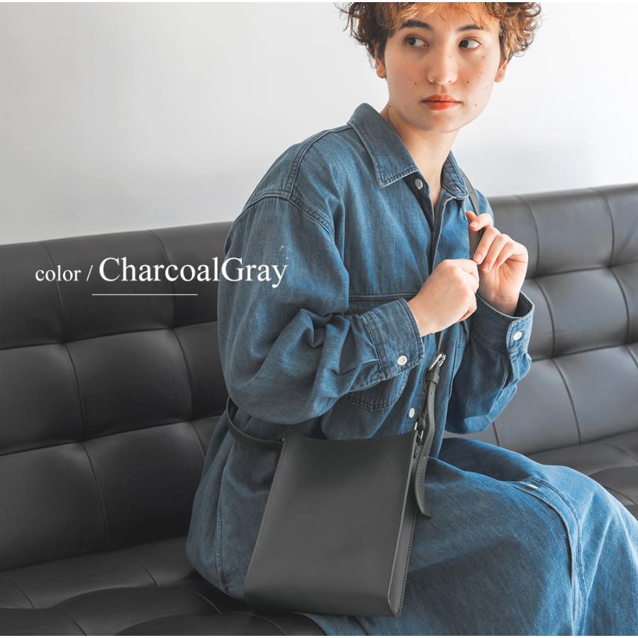 新品　シーザリオ　バッグ　ショルダー　斜めがけ ザリオ ZARIO ボディバッグ バッグ ミニバッグ ショルダーバッグ