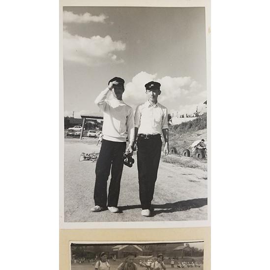 写真 デジタル化 高画質 アルバム バラ 写真 整理 綺麗 高画質 800dpi 丁寧 安い L版 1枚 6円 紙写真2000枚デジタル化 |  | 06