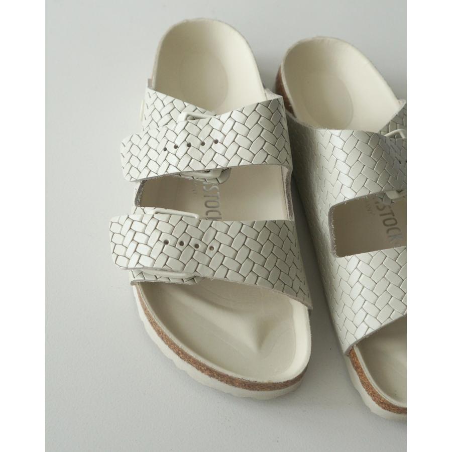 ビルケンシュトック　アリゾナ　エンボス　ホワイト　EU37 24cm BIRKENSTOCK（ビルケンシュトック） アリゾナ LENA ウーブンエンボス
