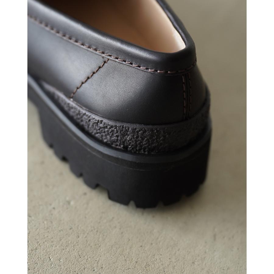 【美品】Clarks モカシン ローファー レザーシューズ 黒 24.5cm相当 Clarks（クラークス） ローファー レザーシューズ モカシン ユーコナー