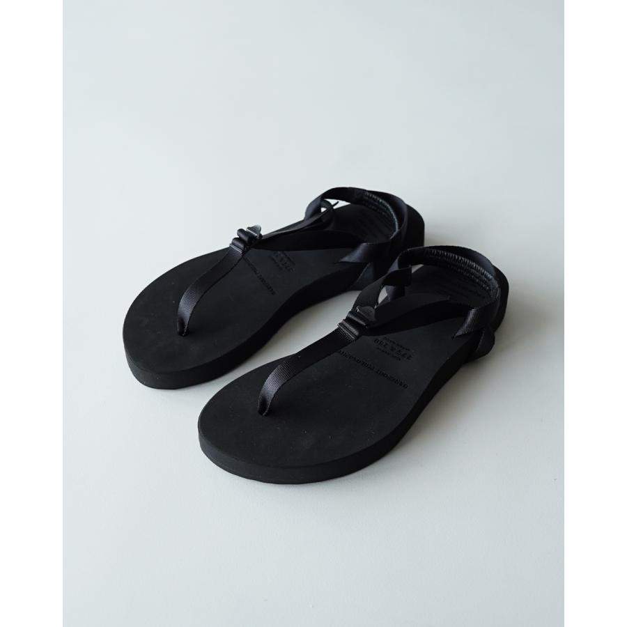 foot the coacher（フットザコーチャー） ベアフットサンダル