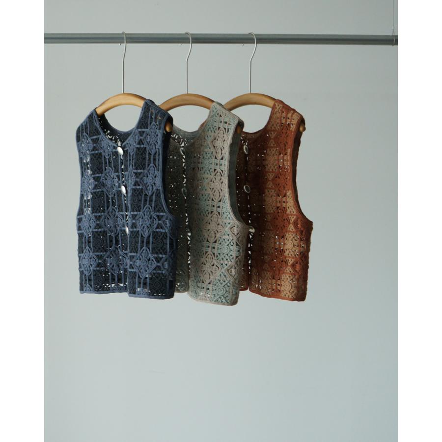期間限定ポイント10倍！ ジョイスアディッド JOICEADDED 刺繍ベスト レディース Embroiderded Vest J261SVT02の画像