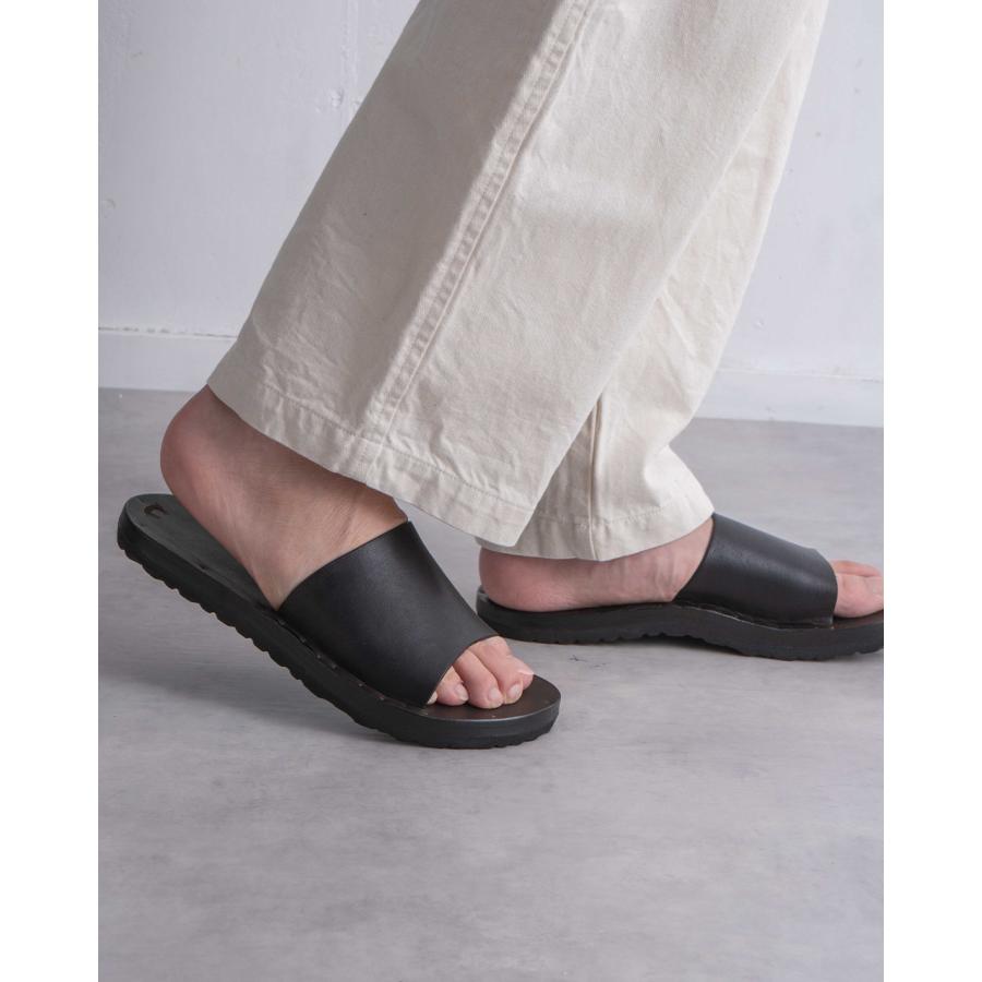 ユッタニューマン JUTTA NEUMANN SIMONE レザースライドサンダル (ラウンド) メンズ シモーネ 本革 フラットサンダル JND03-01-009 JND03-01-200 cpn10 | JUTTA NEUMANN | 10