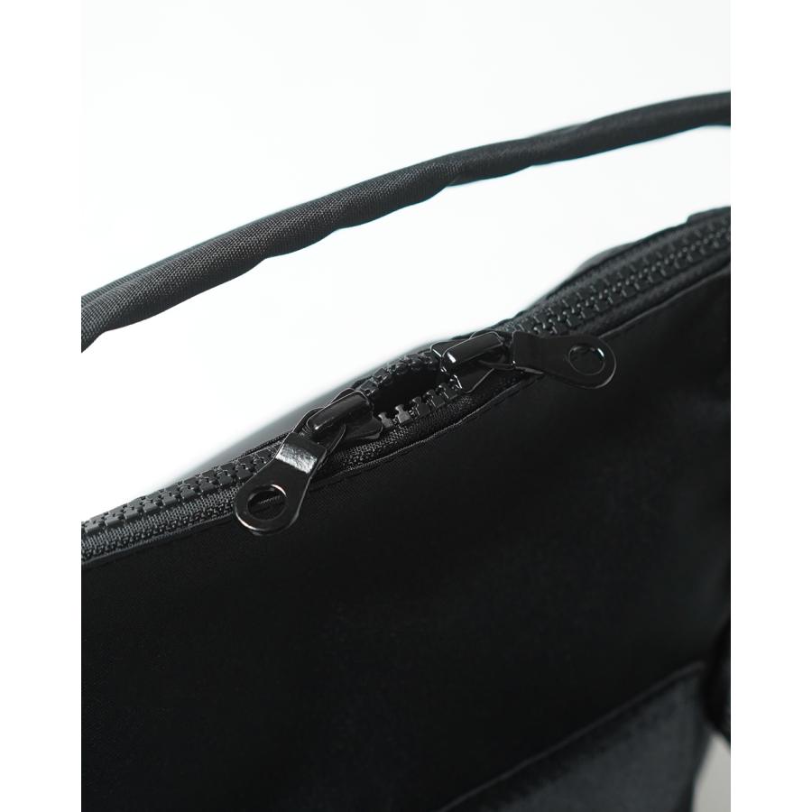 カリ アミアカルヴァ KARRI AMIACALVA ショルダーバッグ  2ウェイショルダーバッグ ユニセックス 2WAY SHOULDER K008-S-BLの画像