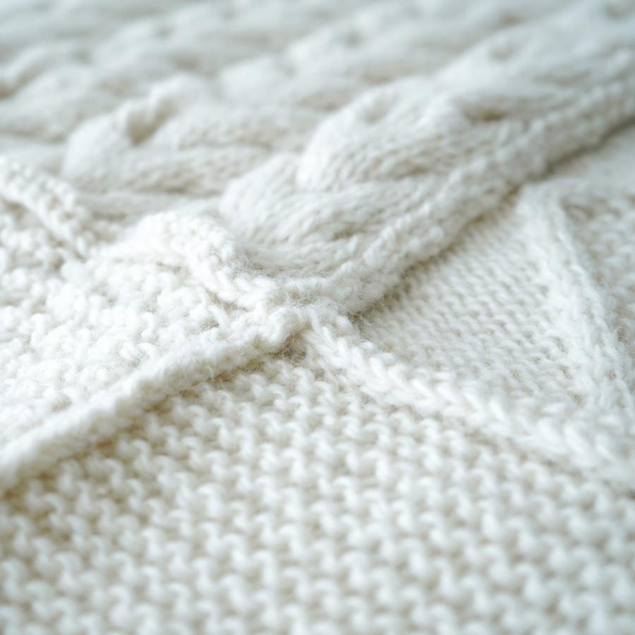 kha:ki カーキ ニットベスト KHA:KI ハンドニット ケーブル編み HAND