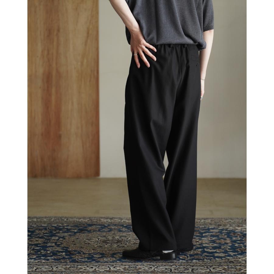 マーカウェア MARKAWARE パンツ オーガニックコットンサバイバルクロス   ダブルプリーテッドイージートラウザーズ メンズ A26A93PT02C 【レビュー企画対象】の画像