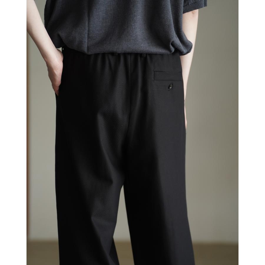 マーカウェア MARKAWARE パンツ オーガニックコットンサバイバルクロス   ダブルプリーテッドイージートラウザーズ メンズ A26A93PT02C 【レビュー企画対象】の画像