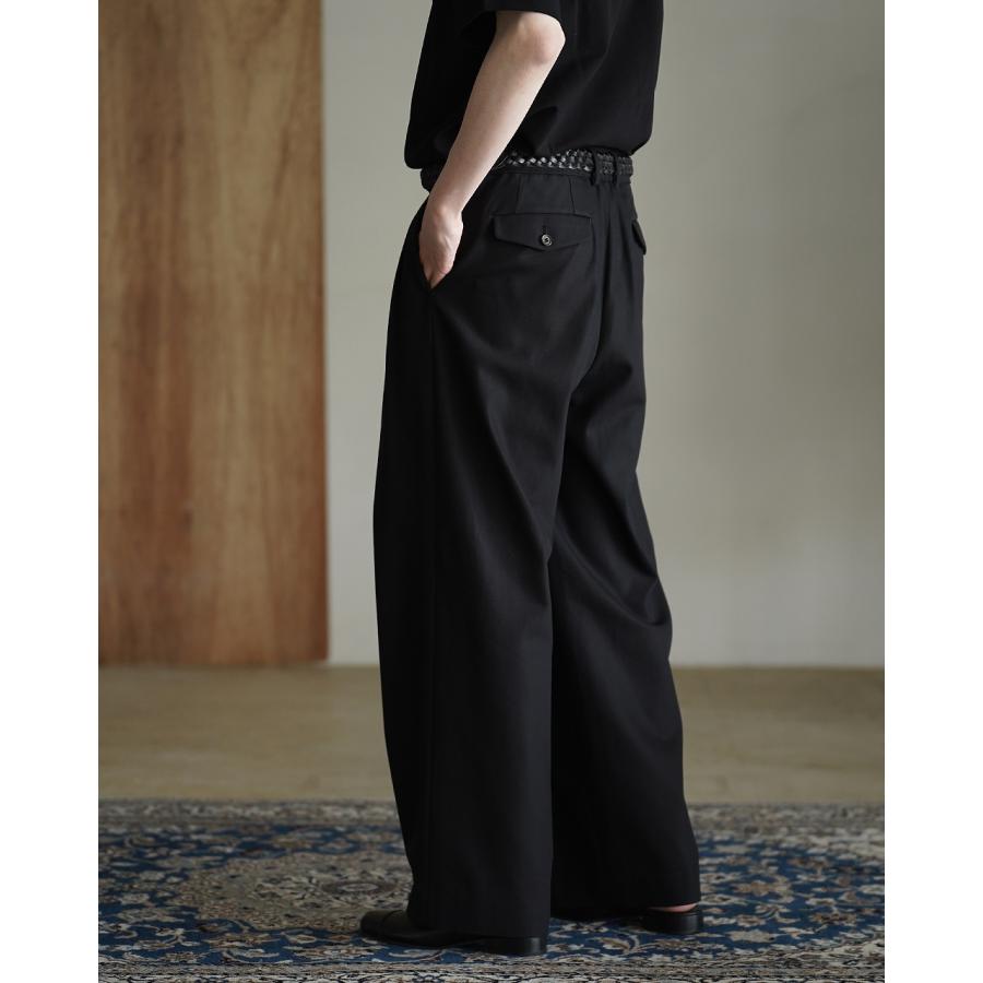 マーカウェア MARKAWARE パンツ オーガニックコットンサバイバルクロス トリプルプリーテッドワイドトラウザーズ メンズ A26A93PT03C 【レビュー企画対象】 xp10の画像
