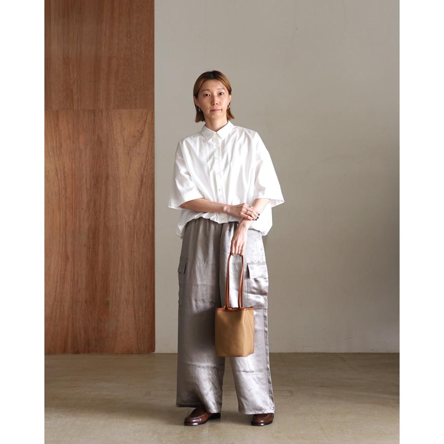 【極美品】ミズイロインド 24SS ワイドカーゴパンツ ベージュ mizuiroind（ミズイロインド） 期間限定P15倍 パンツ サテン カーゴ