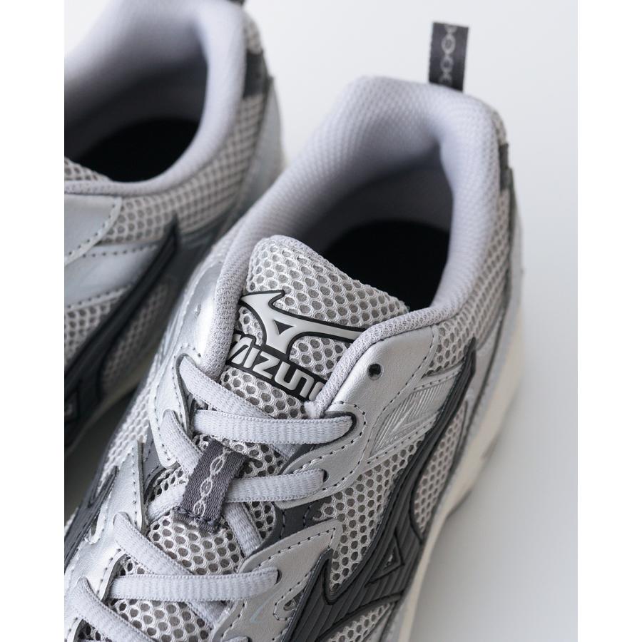 ミズノ　
ＤＩＯＳ　ＰＲＯ-Ｘ　ホワイト fridge スニーカー 「MIZUNO」ミズノ Wave Rider βGTX メンズ