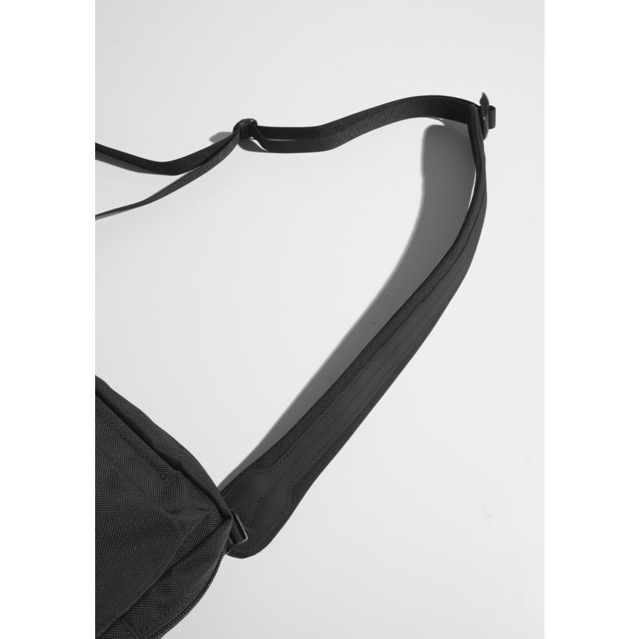 MONOLITH（モノリス） ショルダー プロ S ブラック SHOULDER PRO S