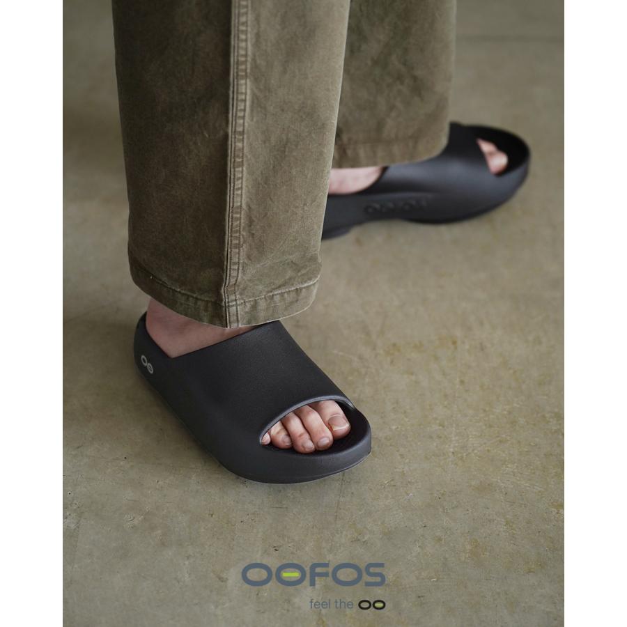 OOFOS（ウーフォス） OOFOS OOahh PLUS 厚底 スライドサンダル ユニ
