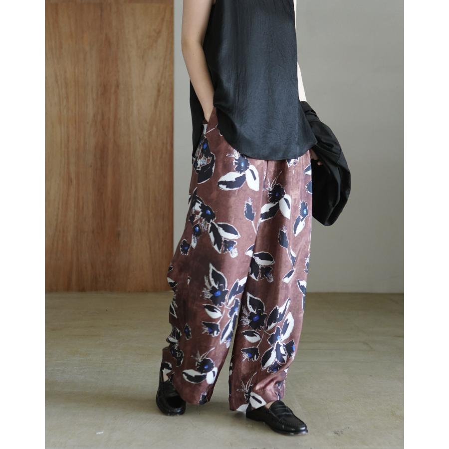 期間限定ポイント10倍！ サクラ SACRA ペインティング フローラ パンツ レディース PAINTING FLORA PANTS 126214112  【レビュー企画対象】の画像