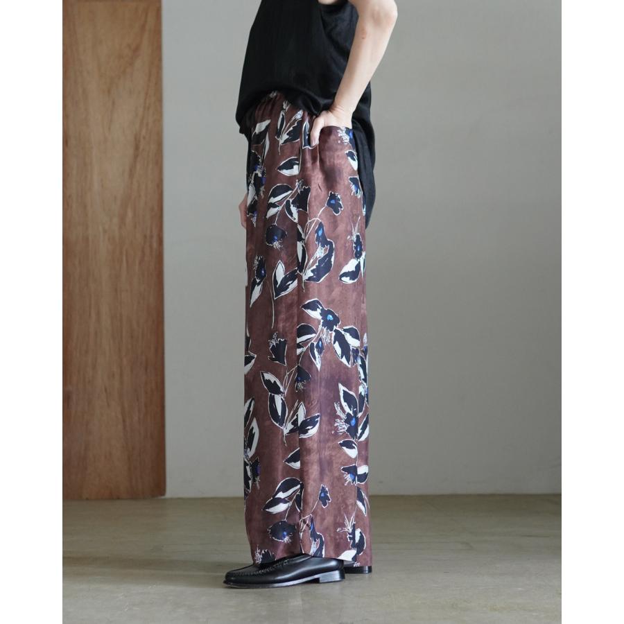 期間限定ポイント10倍！ サクラ SACRA ペインティング フローラ パンツ レディース PAINTING FLORA PANTS 126214112  【レビュー企画対象】の画像