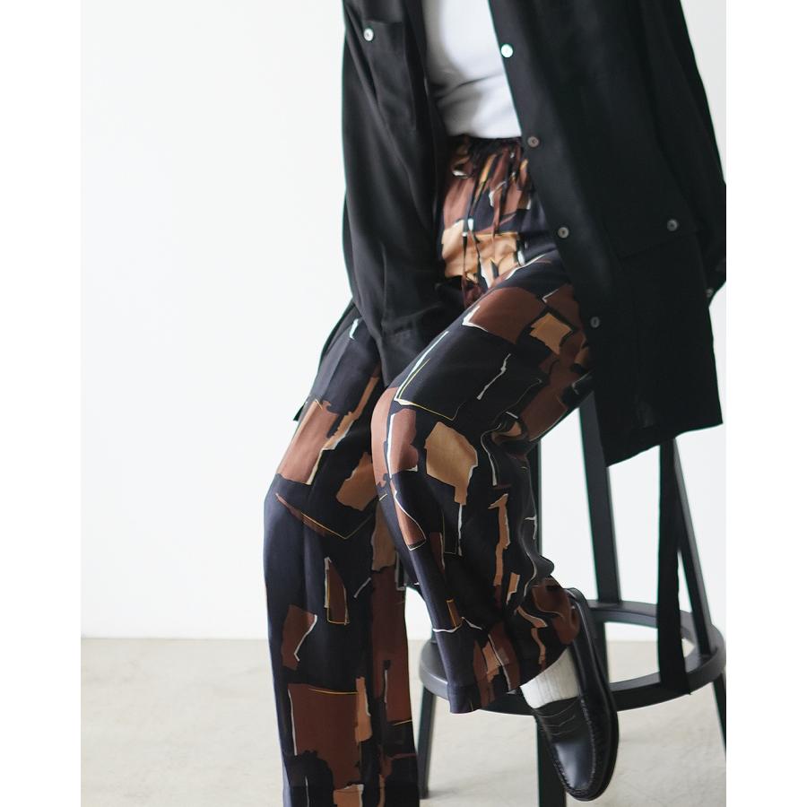 SACRA サクラ パンツ　38 総柄 SACRA（サクラ） 期間限定ポイント10倍 パンツ ジオメトリック ペイン