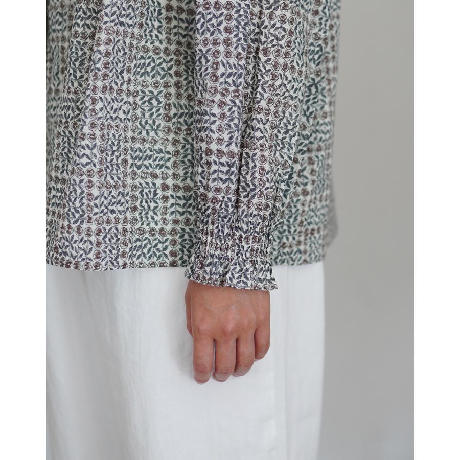 sosotto（ソソット） sosotto【日本別注色】LIBERTY PRINT ブラウス