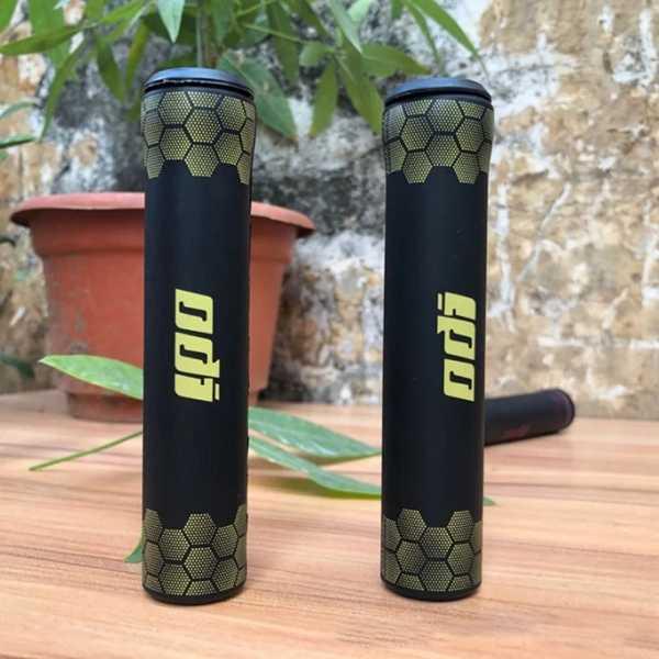 chromag ハンドル&ステム ODI グリップ chromag ハンドル&ステム