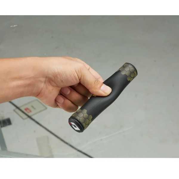 chromag ハンドル&ステム ODI グリップ ODI Grips MX V2ロックオン ハーフワッフルプロ| Dirtbikeplus