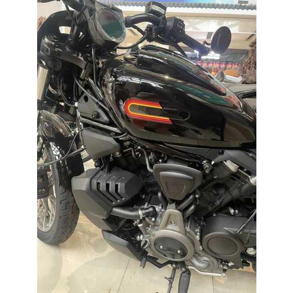 ハーレーダビットソン　ナイトスター　ファンカバー ハーレーダビットソン ナイトスター ファンカバー トライジャ