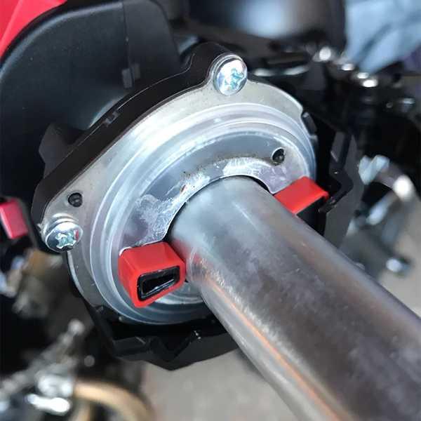 トライアンフスロットル用スペーサー 3スピード トリプルスラ