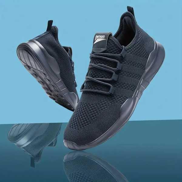 男性用の通気性のある超軽量テニスシューズ 滑り止めの