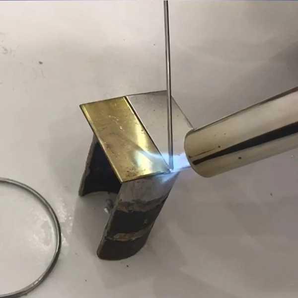 簡単に溶接するための鋼ロッド アルミニウム 銅 鉄 金属 金 揃え 溶接ワイヤー 粉末なし |  | 05