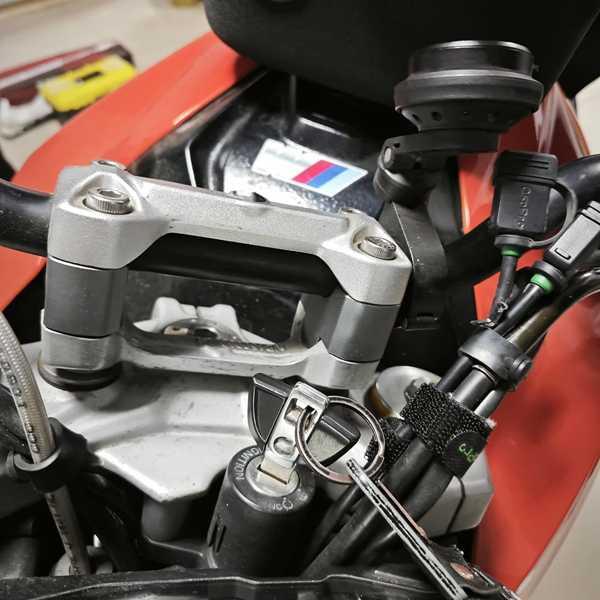 G310R、G310GS用内圧コントロールバルブ　シルバー/ブルー G310R、G310GS用内圧コントロールバルブ シルバー/ブルー - メルカリ