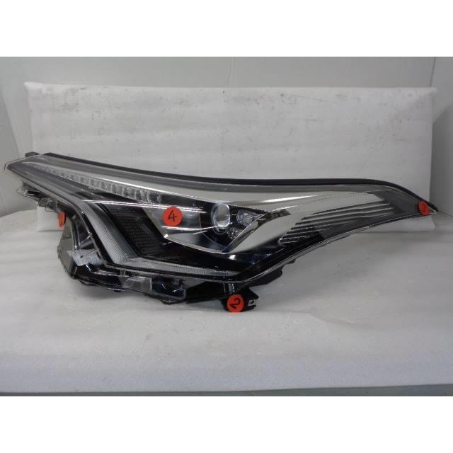 C-HR C−HR DBA-NGX50 左ヘッドランプ 81185-10890 266467 