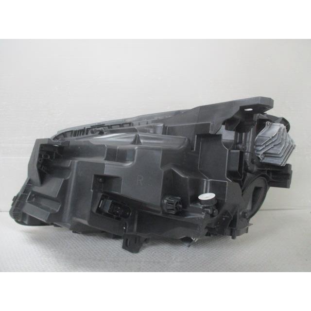 ヘッドライト LED ベンツ　型式DBA-156942 ベンツ GLAクラス DBA-156942 右 ヘッド ランプ ライト A1569067200
