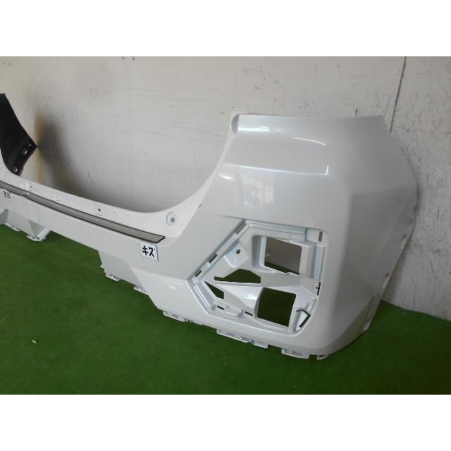 ライズ　A200A リアバンパー　52159-B1310 エアロ付き　(373) ライズ 5BA-A200A リアバンパー 52159-B1310-A0 ロッキー 327334