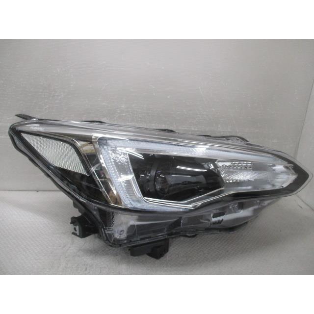 インプレッサ DBA-GT6 右上端照明ランプASSY 84913-FL381 330574