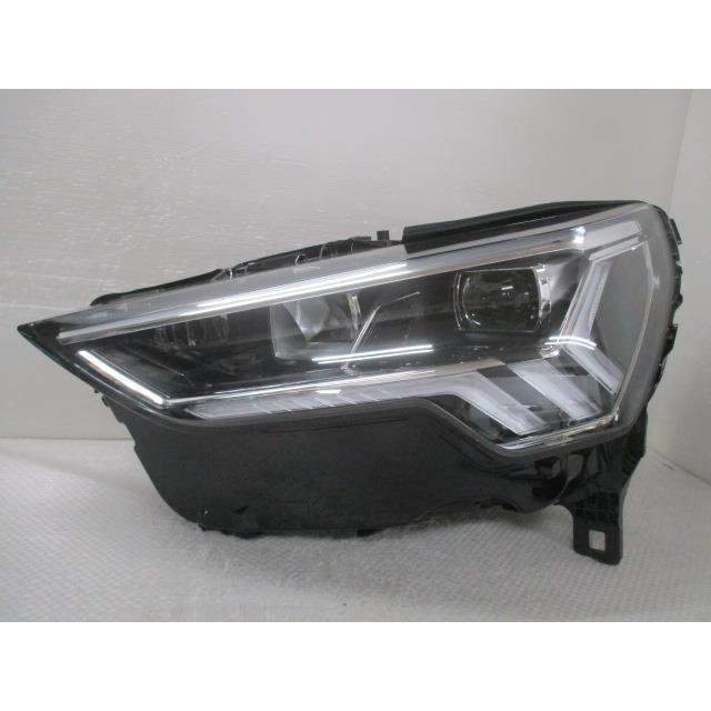 アウディ Q3 3BA-F3DPC 左上端照明ランプASSY 83A 941 033A 331303