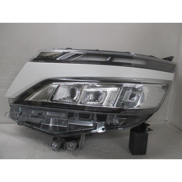 ヴォクシー DBA-ZRR80G 左ヘッドランプASSY 81170-28G60 331510