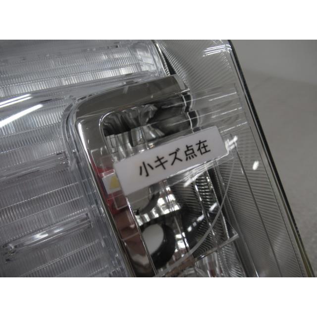 タント DBA-LA600S 左テールランプ トップエディション 81560-B2690 